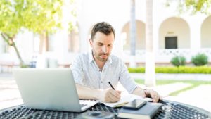 How to Set Your Gardening Rates in UK