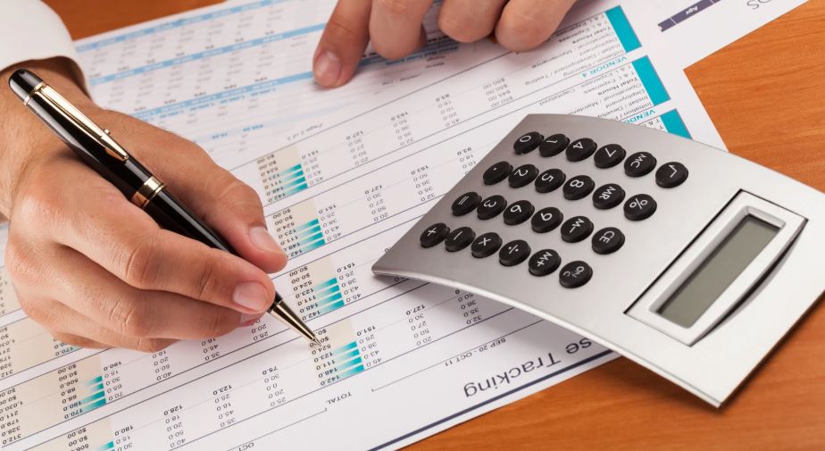 Key Differences Between Ledger Balance and Available Balance