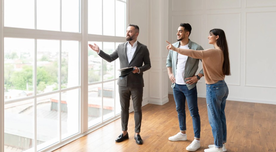 Ealing Buyers Gain the Upper Hand: 1 in 6 Homes Now Discounted by Over 5%